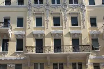 Pensionat Trieste 411 Rooms & Apartments