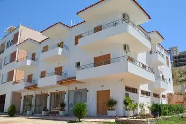 آپارتمان‌های توریست‌ها Apartments,vila Bello