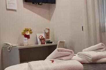 Pensionat Gustarosso Rooms