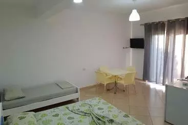 Turist apartmanları Skenderi Apartments