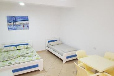 آپارتمان‌های توریست‌ها Skenderi Apartments