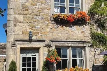 Hotel The Lower Buck Inn