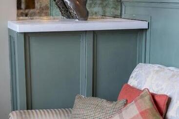 Hotel The Lower Buck Inn