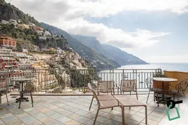 Hotel Hotiday Positano Suites And View