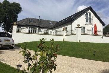 Bed and Breakfast Retreat At The Knowe Auchincruive Estate