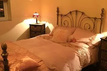 Bed and Breakfast Retreat At The Knowe Auchincruive Estate
