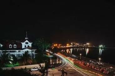 ホテル The Bricks