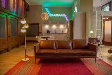 Apartahotel School 31 Lofts