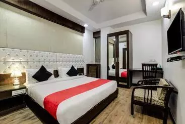 Hotel Capital O 10591 Ptl