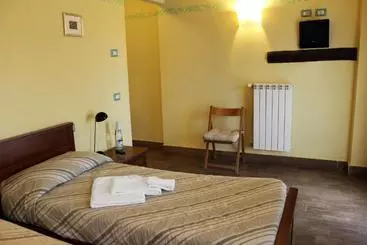 هتل Agriturismo Cascina Bullona