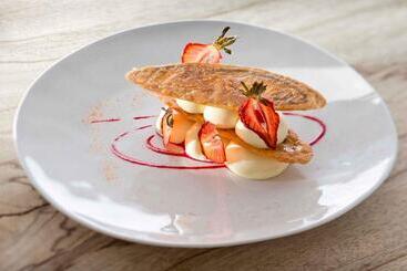 ホテル Domaine Tarbouriech, Demeure & Spa