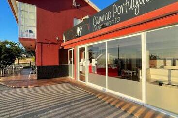 فندق صغير Alojamiento Camino Portugues Oia