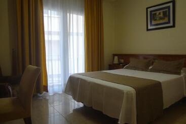 膳宿费 Hostal Gallet