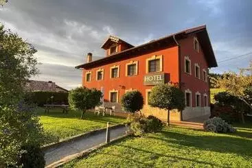 ホテル Rural Foncubierta