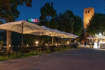 פנסיון Osteria Belvedere