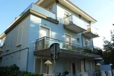 هتل آپارتمان Residence Costablu