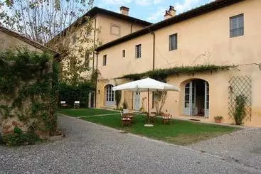 ホテル Agriturismo La Volta