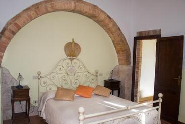 ホテル La Canonica