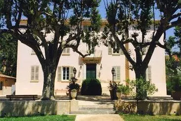 Apartamenty turystyczne Le Château Des Anglades