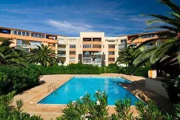 Apart Otel Vacancéole   Savanna Beach  Terrasses De Savanna