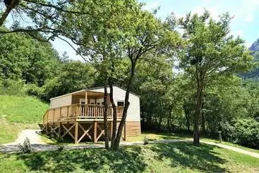 Hotel Camping Les Framboiseilles