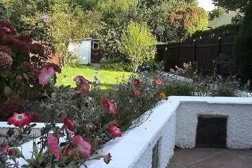 Pension Amherst Guesthouse