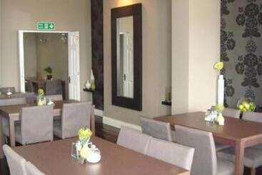 פנסיון Astala Lodge