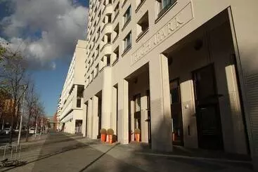 هتل آپارتمان Highpark Berlin Am Potsdamer Platz