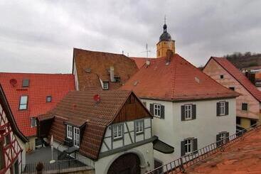 Albergue Gasthof Hotel Weinbau Zum Goldenen Ochsen