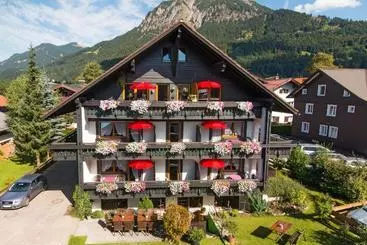 Auberge Gästehaus Carola