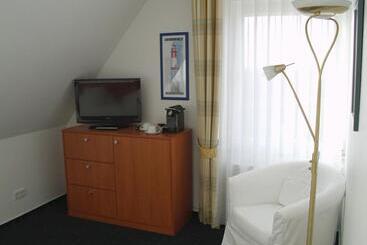 膳宿费 Haus Köbesine