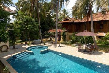 بنسيون Le Logis De Kep