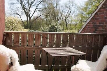 پانسیون Wattlodge