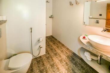 Bed and Breakfast The Neem Tree