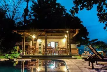 Pension Ganesha Amed