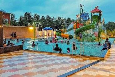 Hotell Aryaan Resort And Residences