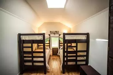 پانسیون Hostel Chaman