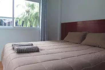 پانسیون Your Place Inn Surin