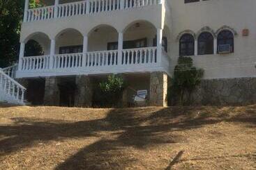 ペンション Peaceful Ocean View Studio