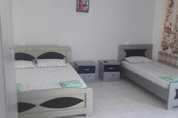 Пансион Petrit Guesthouse