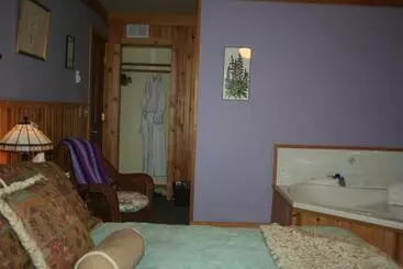Retkeilymaja Poplar Creek Guesthouse