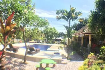 Hostel Taman Lily S