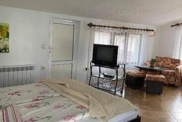 بنسيون Art Studio