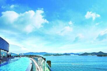 Stanford Hotel&resort Tongyeong