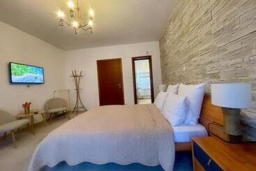 پانسیون Vila Terase