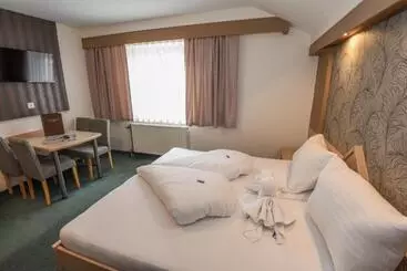 Golf & Skipension Krug