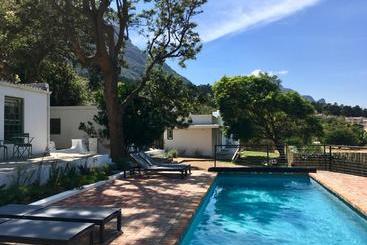 بنسيون Mooibaai