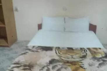 ペンション Is Guest House