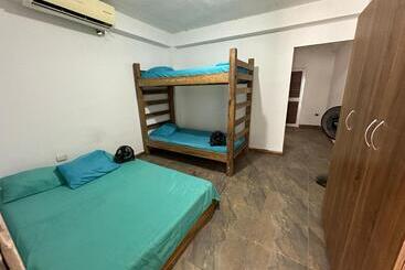 پانسیون Rokadura Hostel