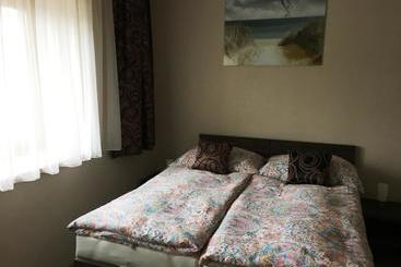 بنسيون Pikolo   Izby Na Prenájom